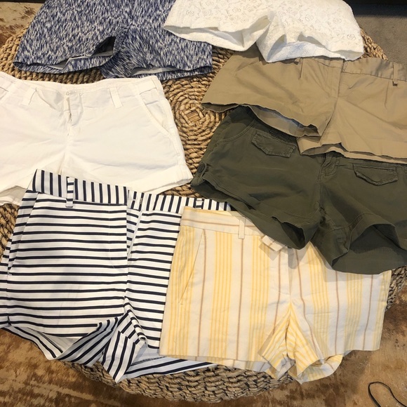 Blouses - Picture 12 of 16